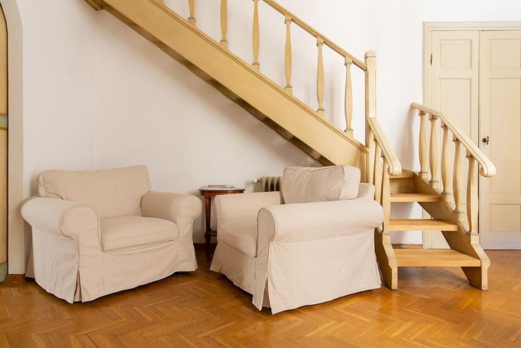 Strategic 2Br Apartment Флоренція Екстер'єр фото