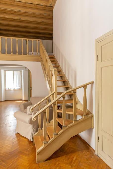 Strategic 2Br Apartment Флоренція Екстер'єр фото